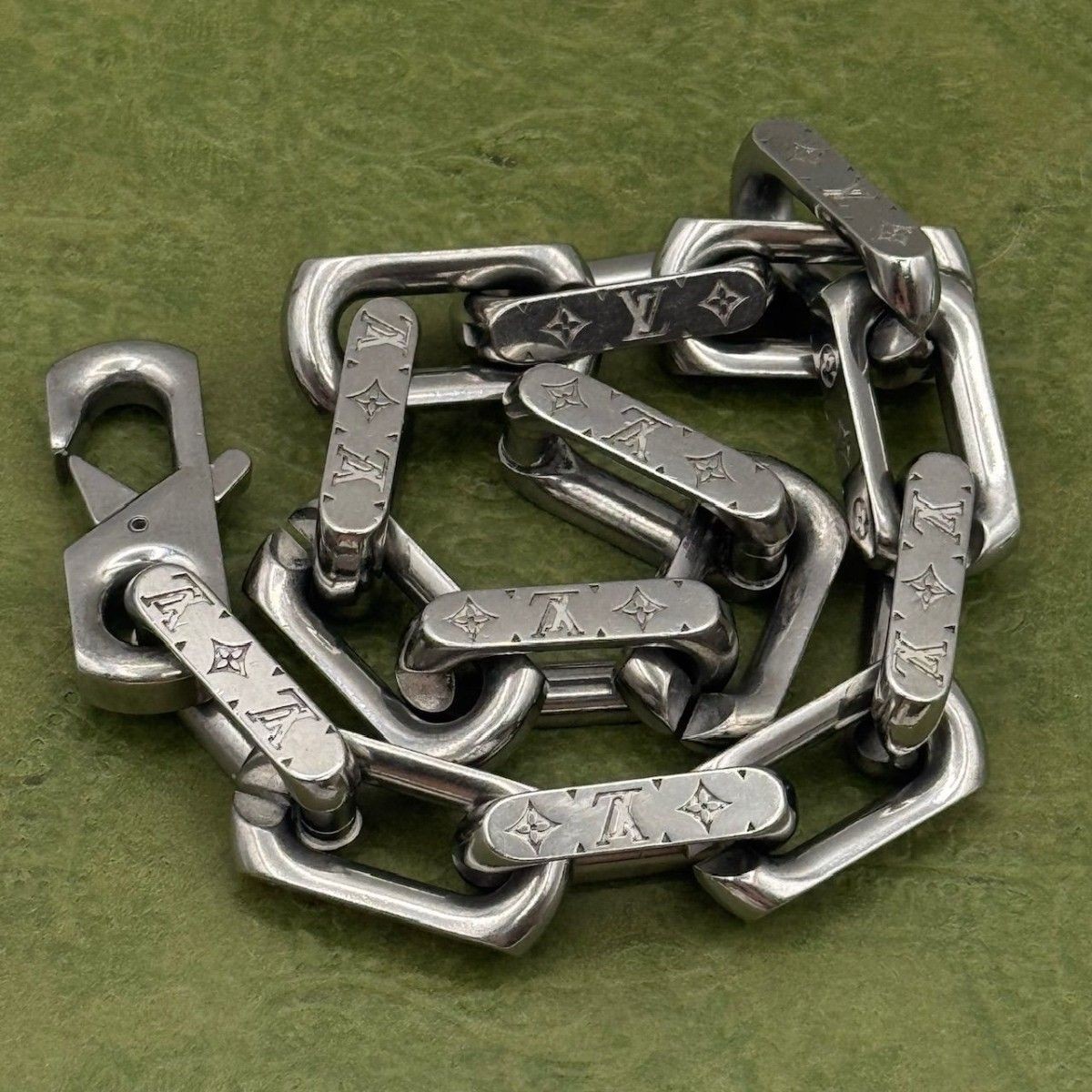 Louis Vuitton Monogram Chain Bracelet L Size M00309 5.8x0.2 in image 7