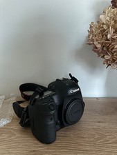 Canon EOS 5D MARK III 22.3 MP Digital SLR Cam...