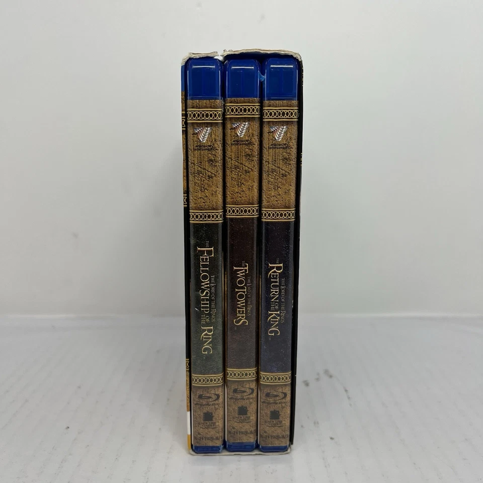 Lord Of The Rings Trilogy Blu Ray Extended Edition Boxset - Region B + Free Post - Image 2 of 4