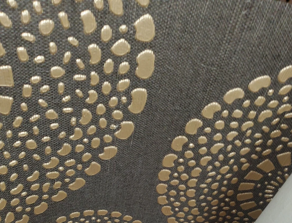 Papel pintado Schumacher - Rollo dorado negro patente  Foto 2 de 3