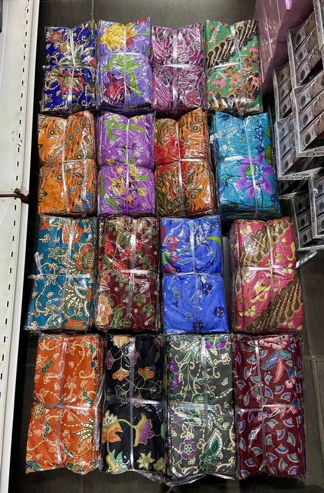 Women & Men Batik Sarong, Soft Cotton Batik Fabric, Free Size, Non-Fading Colors - Image 2 of 4