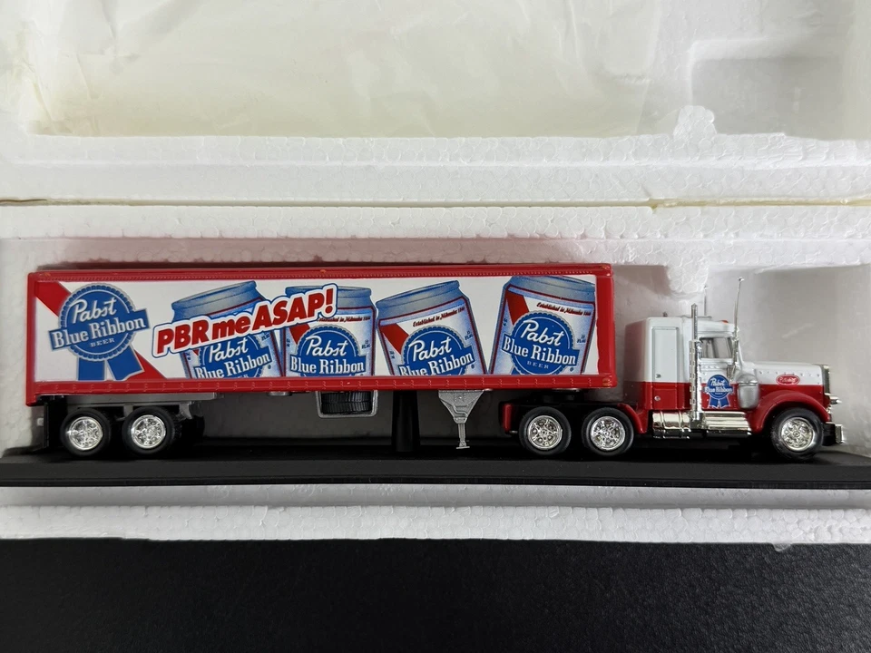 Matchbox Pabst Blue Ribbon PBR Semi Truck/Trailer W/ COA - Brand New - Image 2 of 4
