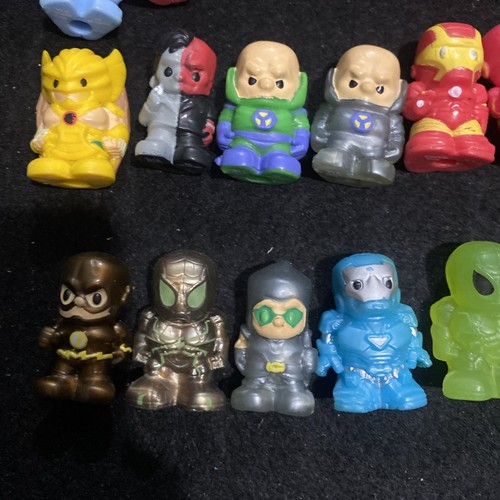 Joblot Ooshies Marvel Avenger DC Comics Figure - Picture 5 of 7