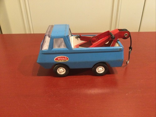 Vintage Tonka Mini Blue Econoline Wrecker And Red Econoline Truck 1970’s 5”. - Bild 2 von 15