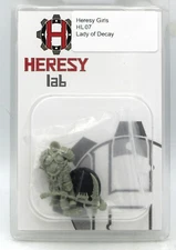 Heresy Lab HL07 Lady of Decay (Heresy Girls) Female Chaos Marine Lord Miniature