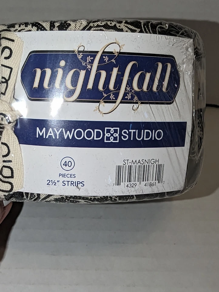 Maywood Studio Nightfall хлопок 40x2-1/2 дюйма желе рулон цветочный - Изображение 2 из 4