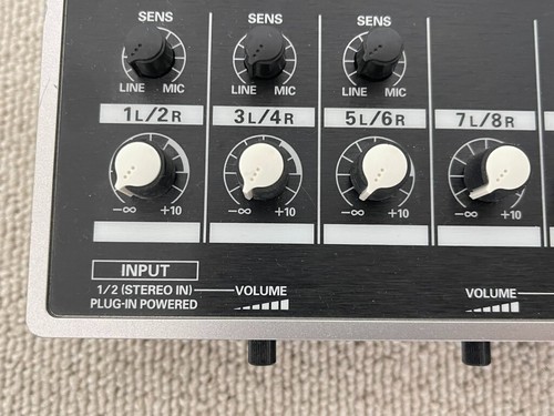 Roland M-10MX 10-Channel Battery-Powered Analog Mixer with Digital Output Tested - Picture 5 of 18