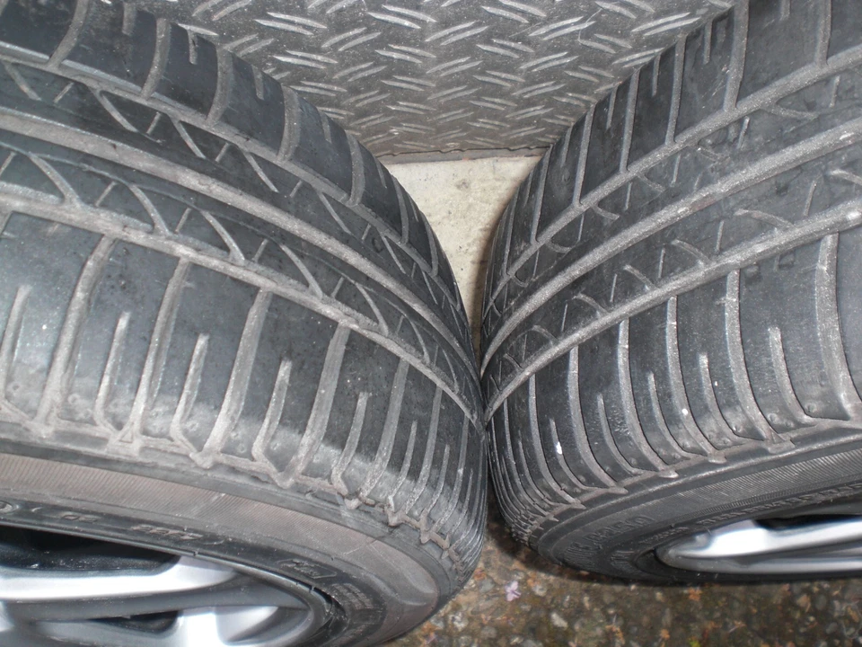 Alufelgen Kompletträder RIAL LeMans Smart 451 Sommerreifen 155/60+175/55 R15 77V - Bild 4 von 4