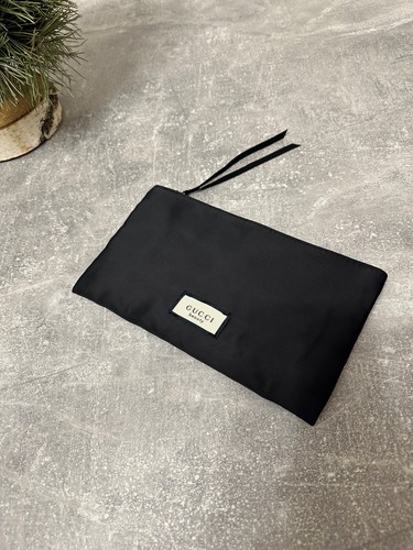 Gucci velty Pouch Black Nylon Gucci