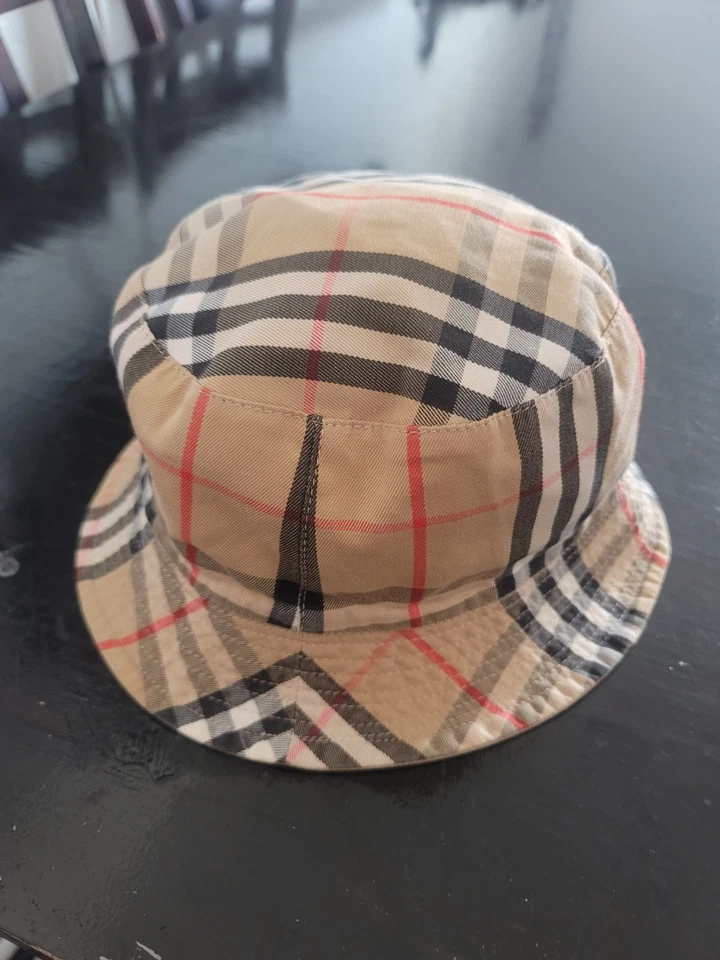 博柏利水桶帽中号 — 第 2/4 张图片