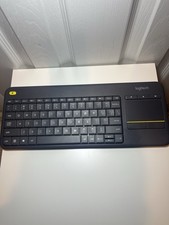 Logitech K400 Plus Wireless Keyboard With Touchpad-Includes USB Receiver.