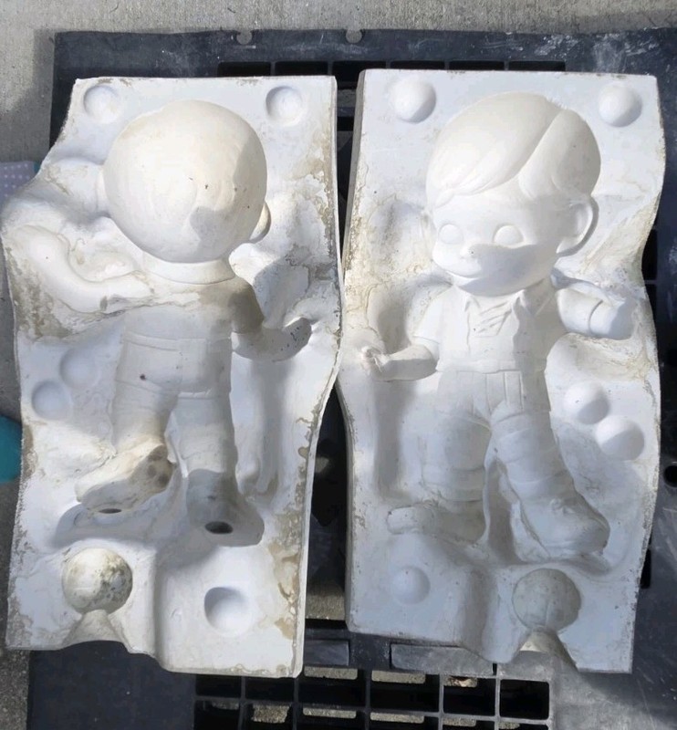 Atlantic Smiley Girl Scoccer Player Slip Casting Mold 