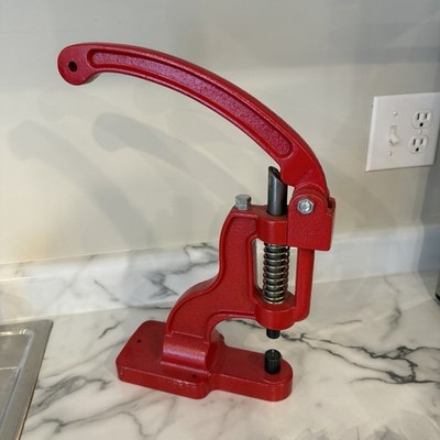 Tandy Craftool Pro Hand Press Snaps Included