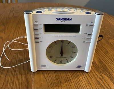Sangean RCR-3 FM AM Tuning Atomic Clock Radio Human Wake System Tested And Works
