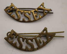 Pair of WW1 / WW2 Essex Regiment Brass Shoulder Titles