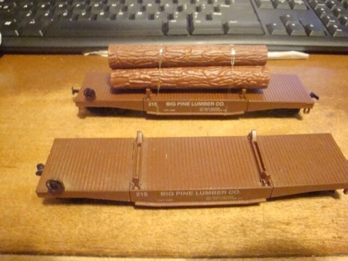 (6) HO Dump Lumber Cars with loads - Picture 7 of 12
