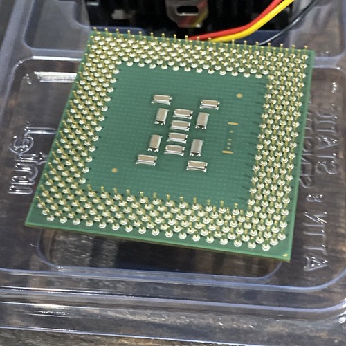 RARE CPU Intel Pentium III 600E 256/100 SL3NL Coppermine Socket 370 825582 FCPGA - Picture 6 of 10