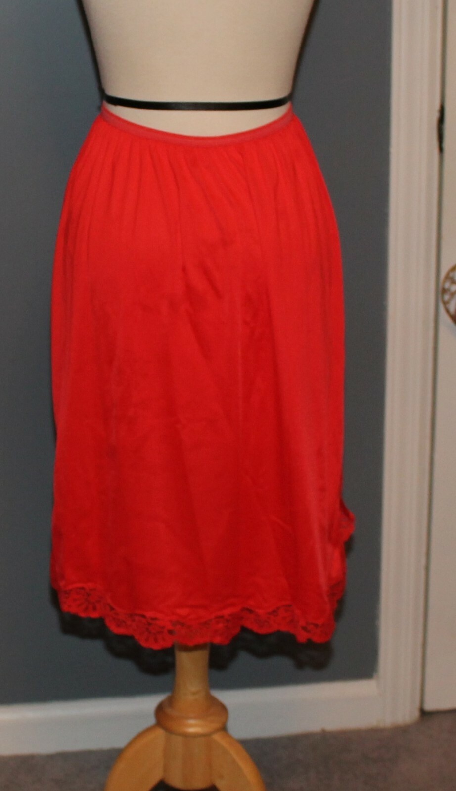 Vintage Lipstick Red Lace Half Slip M Nylon Old Holly… Gem
