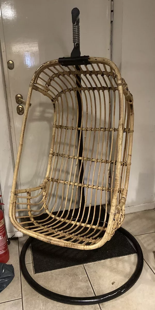 Vintage rattan cheap hanging chair