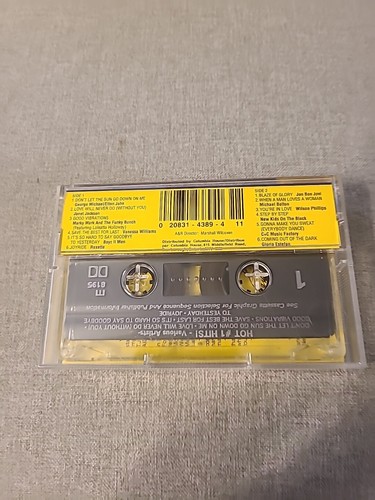 Hot No 1 Hits Cassette MV22 - Picture 2 of 2