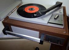 GIRADISCHI ANNI 60 FONMUSIK TR 312 A TRANSISTOR