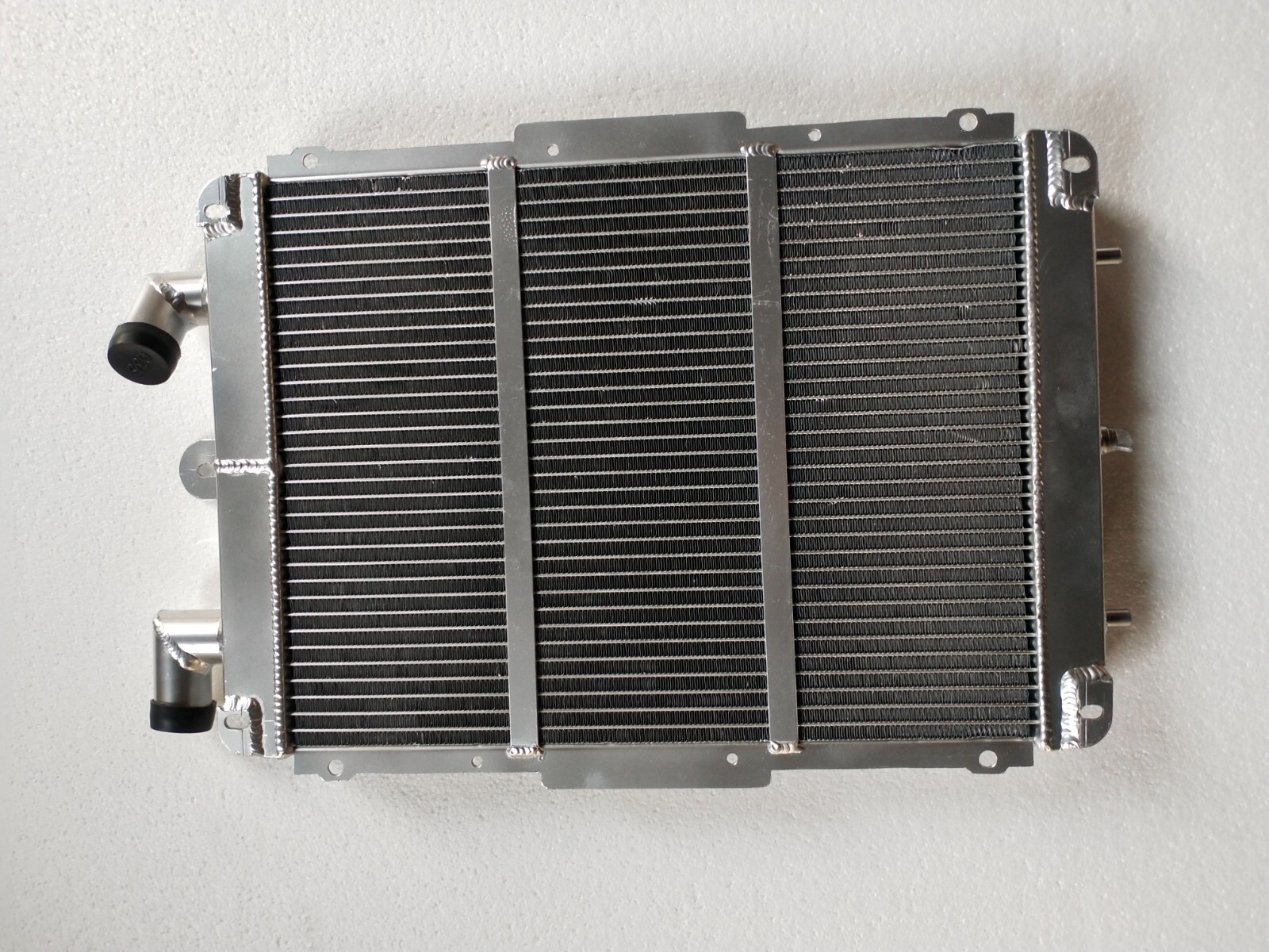 Right side Radiator For Ferrari F355 1994-1999 W/O Sensor hole