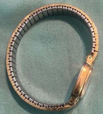 Vtg Seiko Watch Women Gold Tone 1N00-5K29 Black Dial Stretch  display picture 3