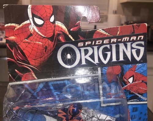 Hasbro Marvel Spider-Man Origins Series Spider-Man 2099 Action Figure 2006. - Picture 2 of 7