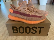 yeezy clay size 4