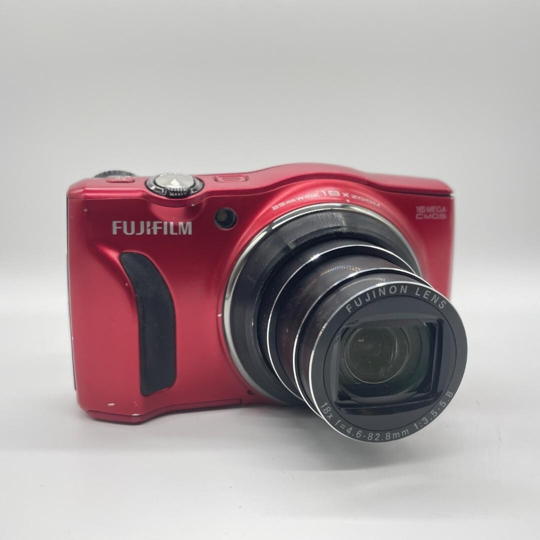 Fujifilm Digital Camera FinePix F Series F820EXR Red 18X 16MP 