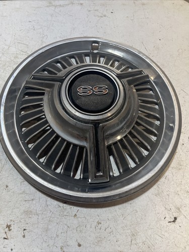 1965 1966 Chevy II Nova SS 14 inch hubcaps wheel covers - Picture 3 of 5