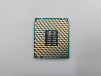 Intel Core i9-10900X 3.7Ghz 10Core 19.25MB LGA2066 CPU P/N: SRGV7