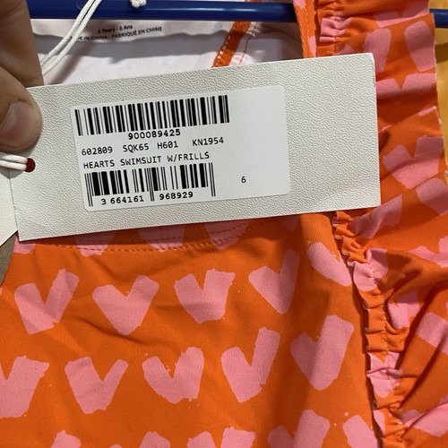 NWT Stella McCartney Girl’s 6 Years One Piece Hearts Swimsuit - Picture 4 of 5