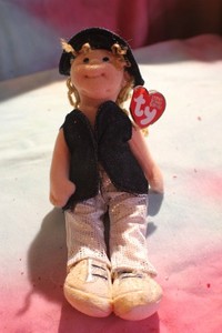 Rockin Ruby Teenie Beanie Bopper