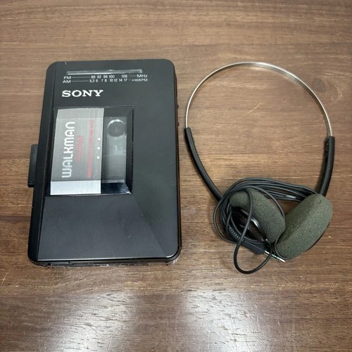 Vintage Sony Walkman WM-AF23 FM/AM Radio & Cassette Player Headphones MDR-005