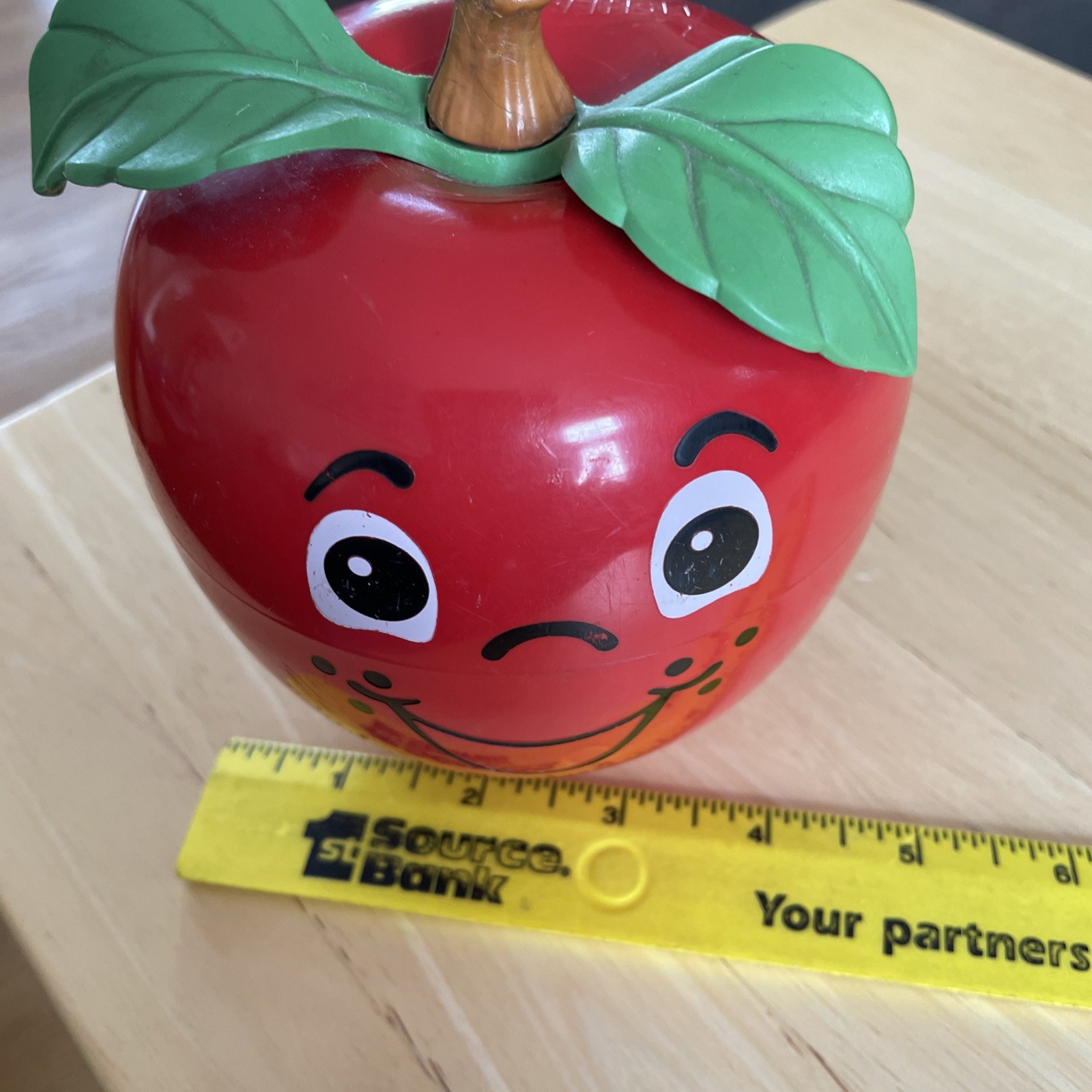 Vintage 1972 Fisher Price HAPPY APPLE Roly Poly Musical Chime Toy – #435