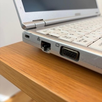Panasonic Toughbook (Let's note) CF-SZ6 Core i7-7500U 16GB SSD