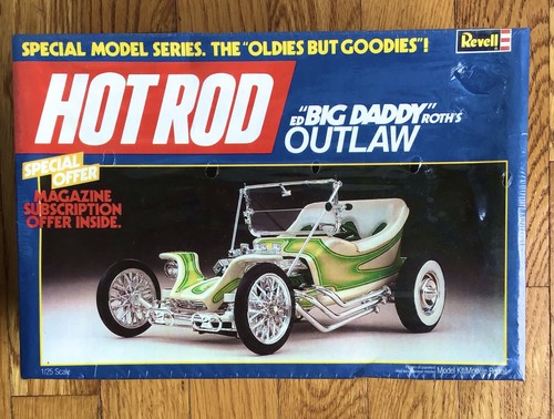 Revell 1/25 Scale Hot Rod Big Daddy Roths Outlaw #7109 (sealed)