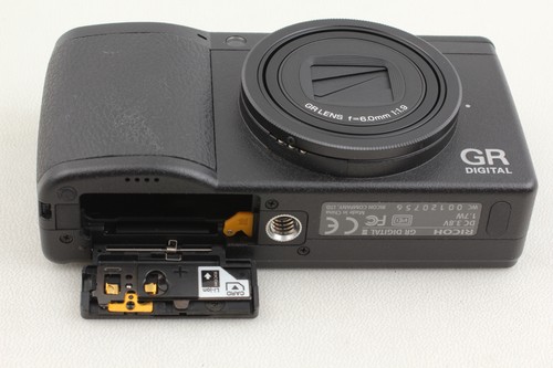 SC:1194 [Top MINT IN BOX] Ricoh GR Digital III 10.0MP digital Camera From JAPAN - Picture 12 of 13