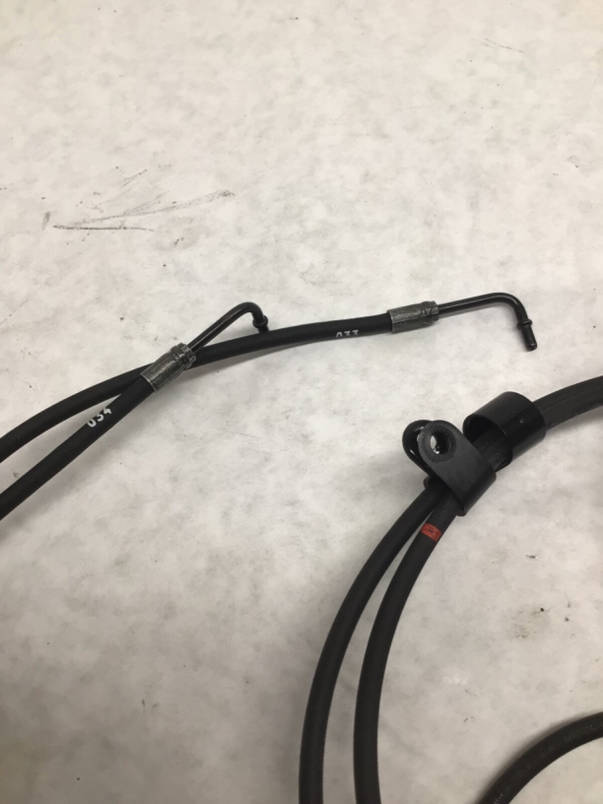 MASERATI GRAN turismo convertible RIGHT SMALL HYDRAULIC LIFT CYLINDER HOSES ONLY