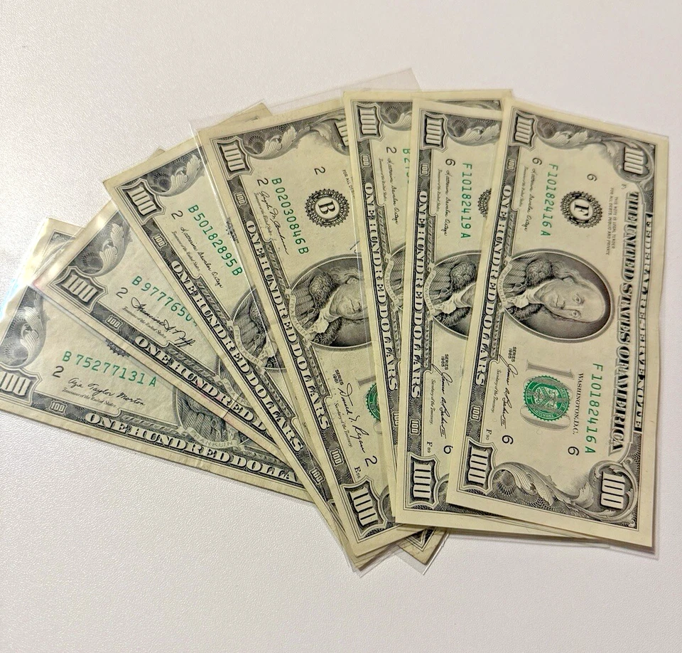 5-Circulated Small Head $100 dollar bills $500 Face Value - Image 3 of 4