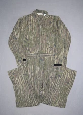 Vintage Camouflage Coveralls Mens Medium Walls RealTree Hunting Jumpsuit Unlined