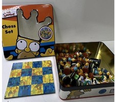 Juego de Ajedrez Los Simpson en Caja de Coleccionista de Lata Juegos de Cardenales Caja Abierta Completa