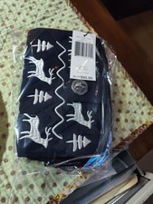 NWT Vera Bradley RFID Turnlock Wallet Merry Mischief Snow Day Embroidered design