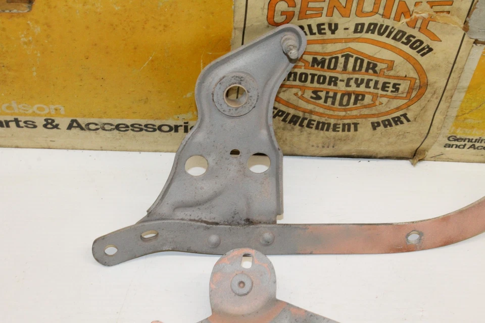 Pedal basculante y barra lateral embrague freno Harley-Davidson Flathead 45 WL Foto 2 de 4