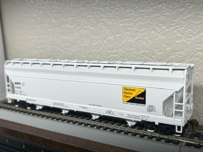 KODAK - CHEMICALS PLASTICS - ACF CENTERFLOW 4-Bay HOPPER CAR -HO SCALE  NEW