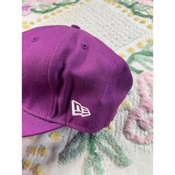 New Era 59FIFTY Milwaukee Brewers Purple Baseball Cap Size 7 3/8 Fitted