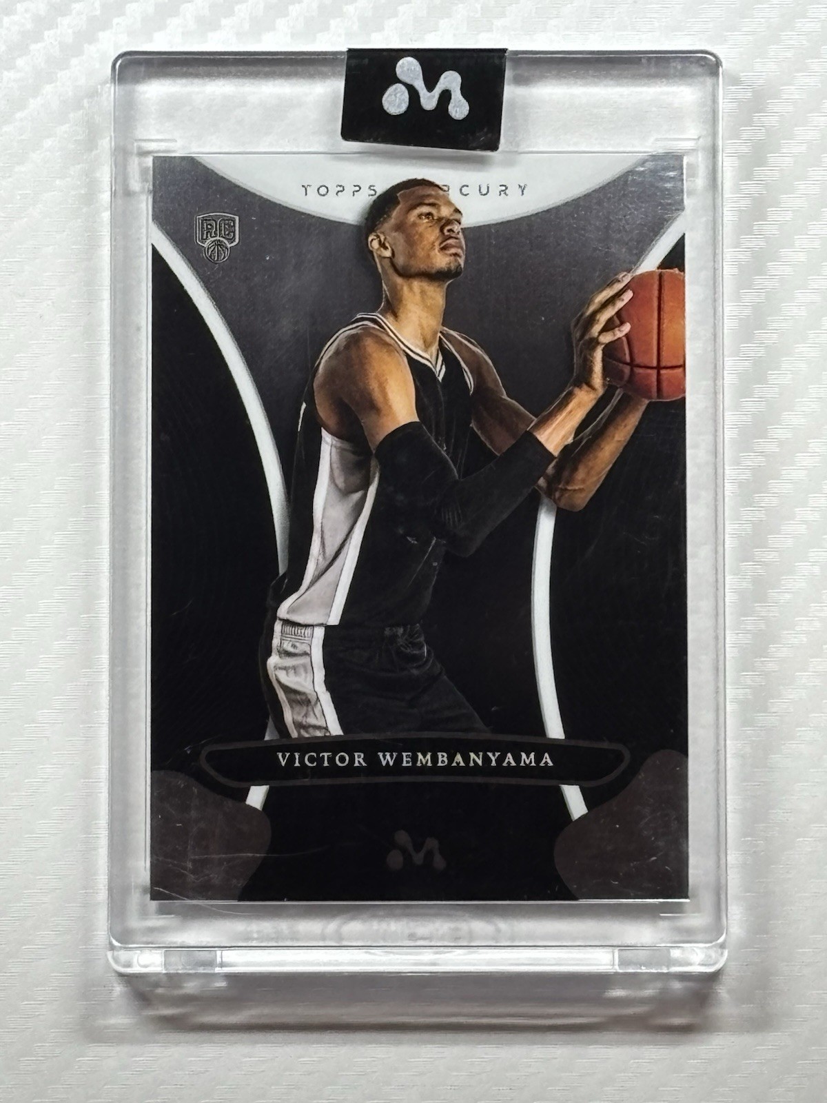 2023-24 Topps Mercury #1 Victor Wembanyama RC Rookie San Antonio Spurs ROY