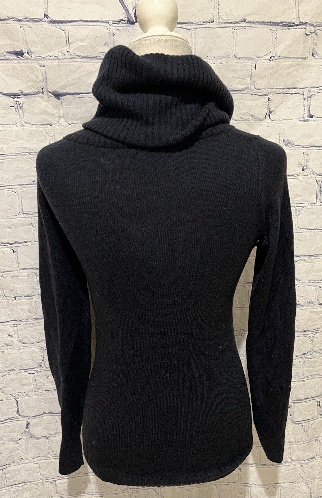 GAP Women's Pullover Solid Turtleneck Sweater  Na… - image 4