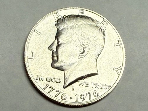 1776-1976S BU 40% silver bicentennial KENNEDY HALF DOLLAR. Exact coin shown. #4